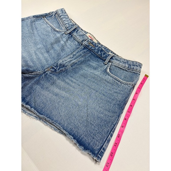 Wrangler Women's Mid Rise Vintage Denim Shorts Size 14 NWOT - Picture 3 of 13
